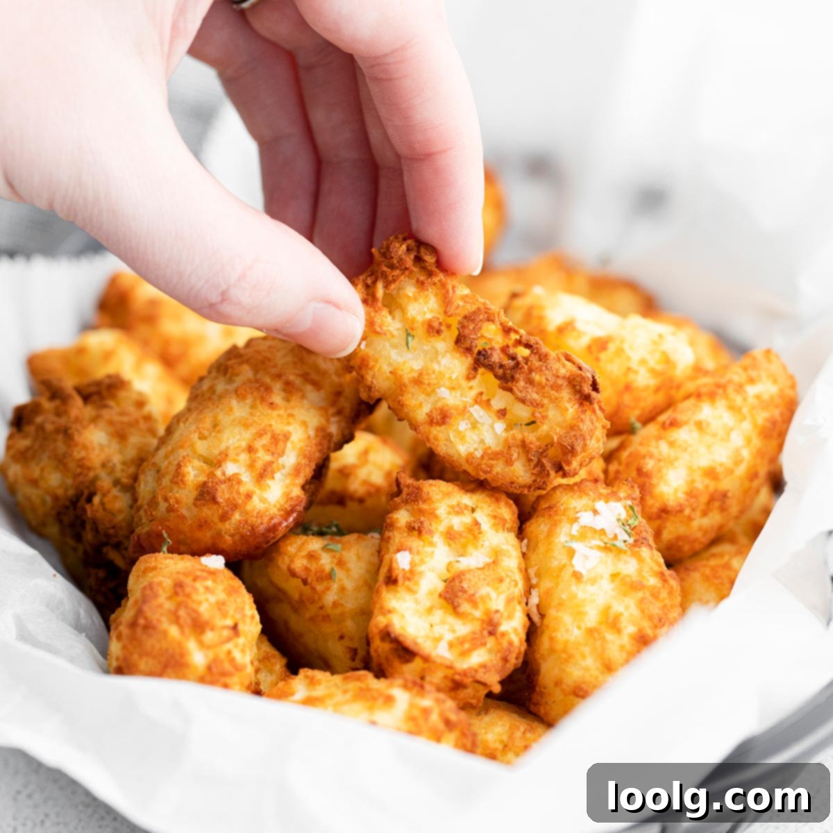 Crispy Air Fryer Tater Tots with Hash Brown Hack 1 featured 125011