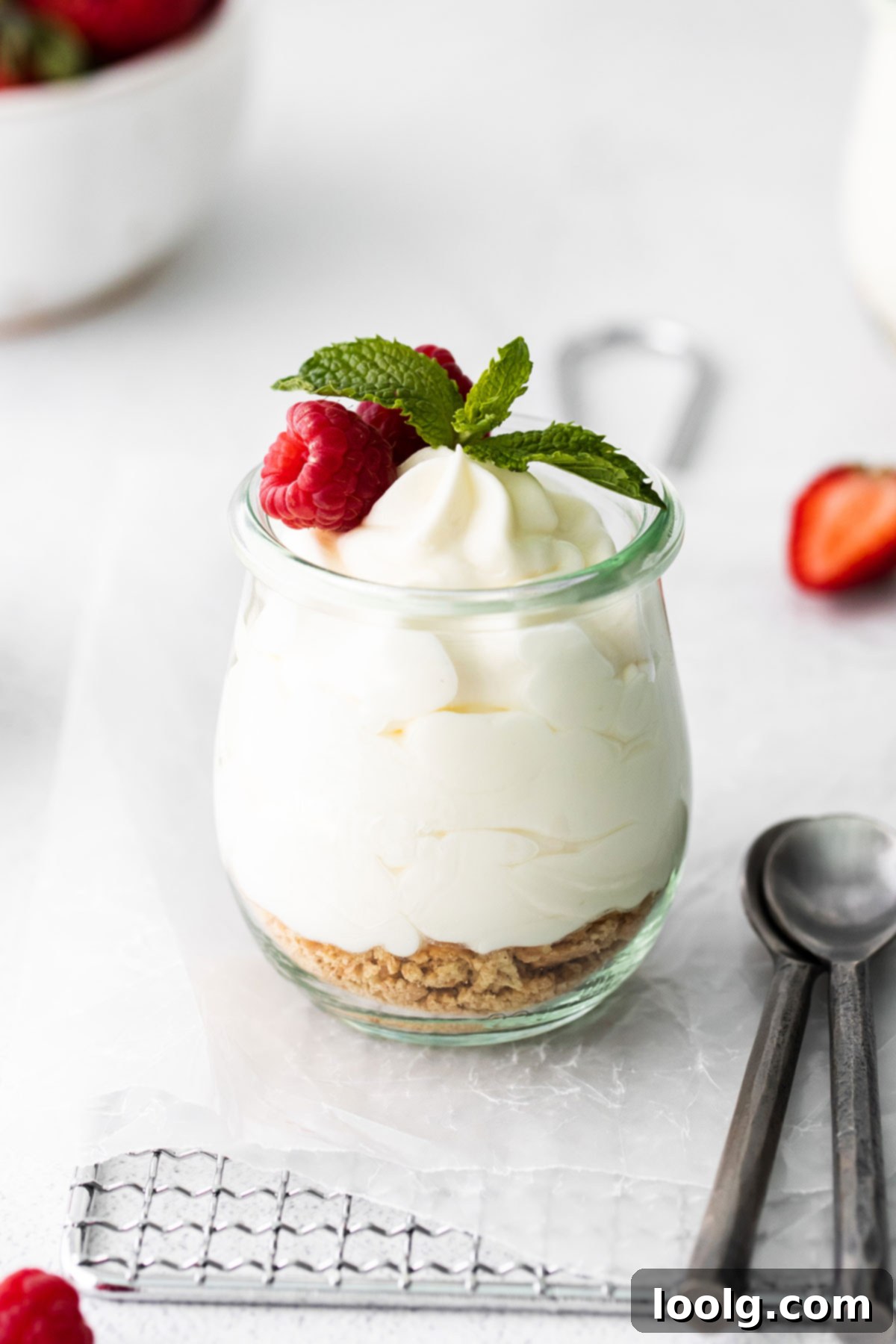 Creamy Cheesecake Mousse 19 featured 125656