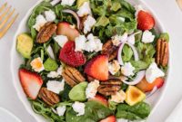 Artisan Goat Cheese Salad