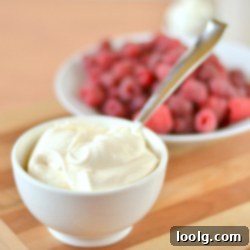 Instant Honey Dream Cream 1 Fluffy homemade whipped cream with a drizzle of honey, ready to serve.