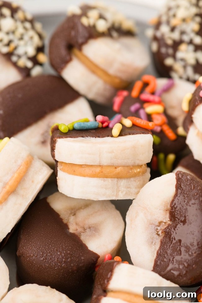 Peanut Butter Banana Bites: No-Bake Frozen Snack 4 close-up of peanut butter bananas in a white bowl