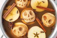 Shrunken Head Apple Cider: Spooky Halloween Drink Recipe